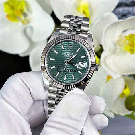 rolex datejust green fluted